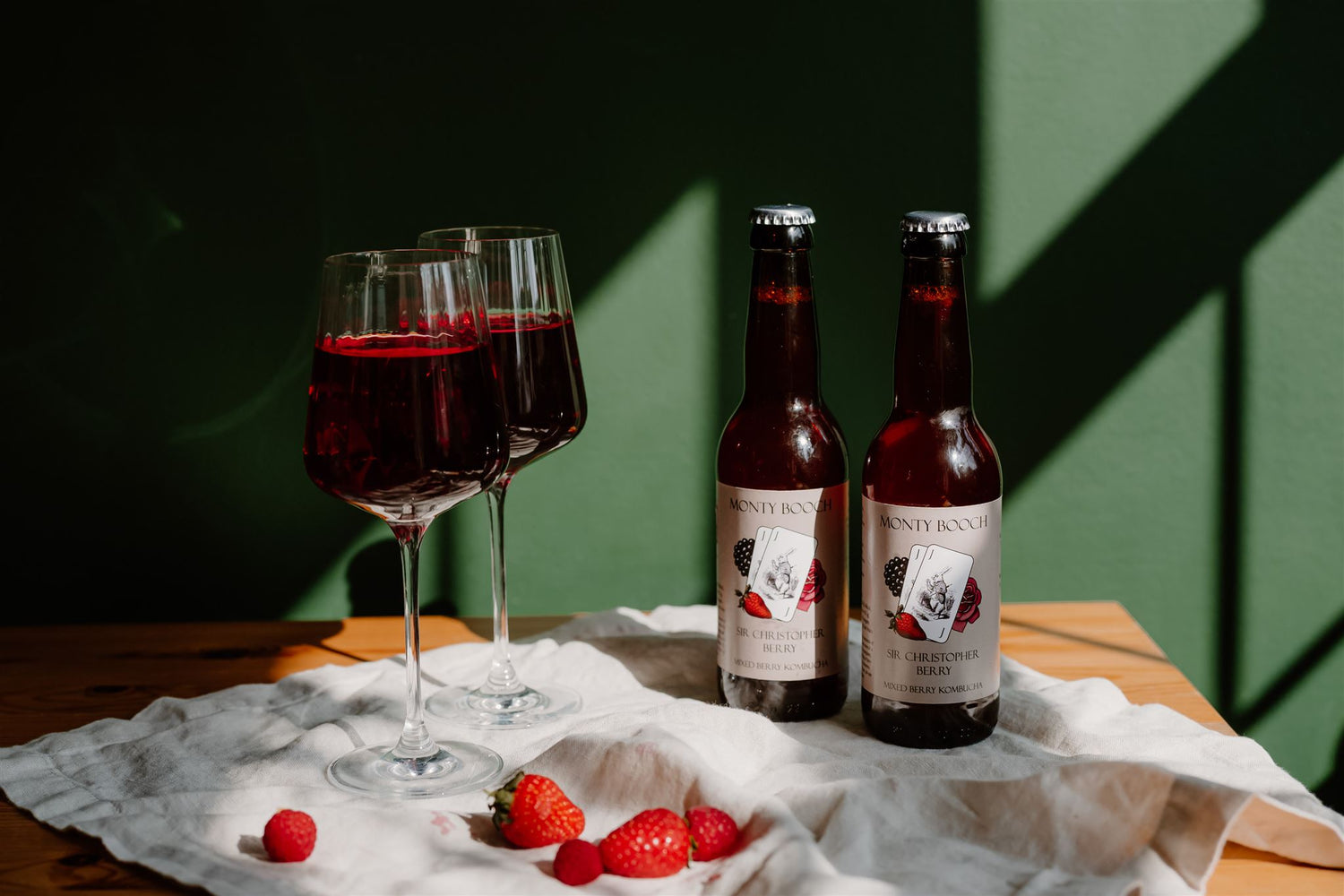 Sir Christopher Berry Raw, Unfiltered, Mixed Berry Kombucha 330ml (12 Pack) - Monty Booch